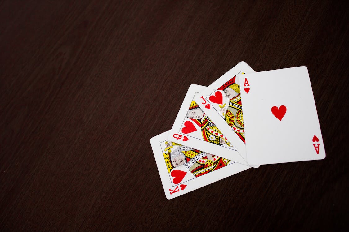 Play Poker With These Pre-flop Unexploitable Strategies